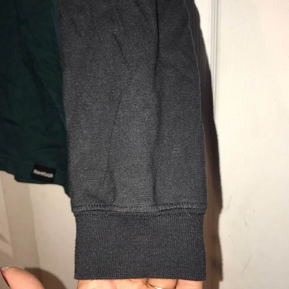 Youth’s NFL Eagles Crewneck Tee
